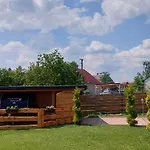 Kemping Gaestehaus Kathi Buschcamper