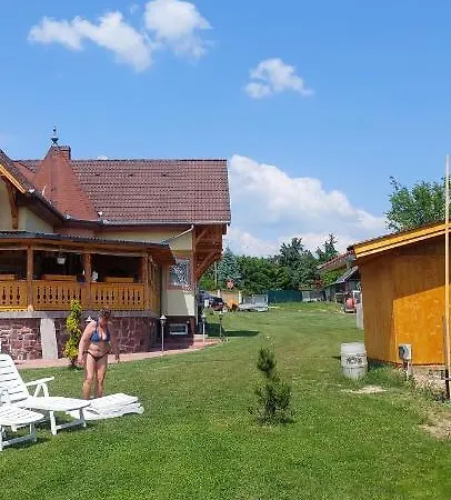 Kamp alanı Gaestehaus Kathi Buschcamper *