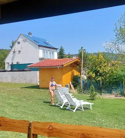 Campsite Gaestehaus Kathi Buschcamper Gyenesdias