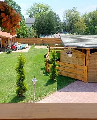 Gaestehaus Kathi Buschcamper Кемпинг Денешдиаш