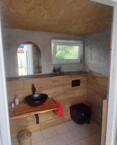 Gaestehaus Kathi Buschcamper Кемпинг Денешдиаш
